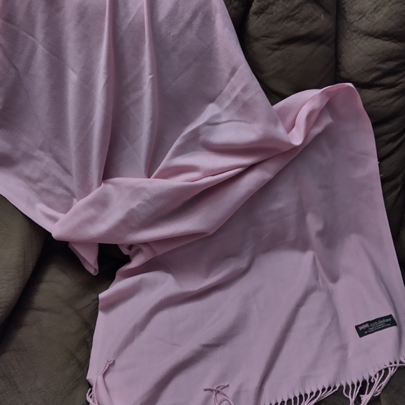 Scarf - Picture 2 of 2